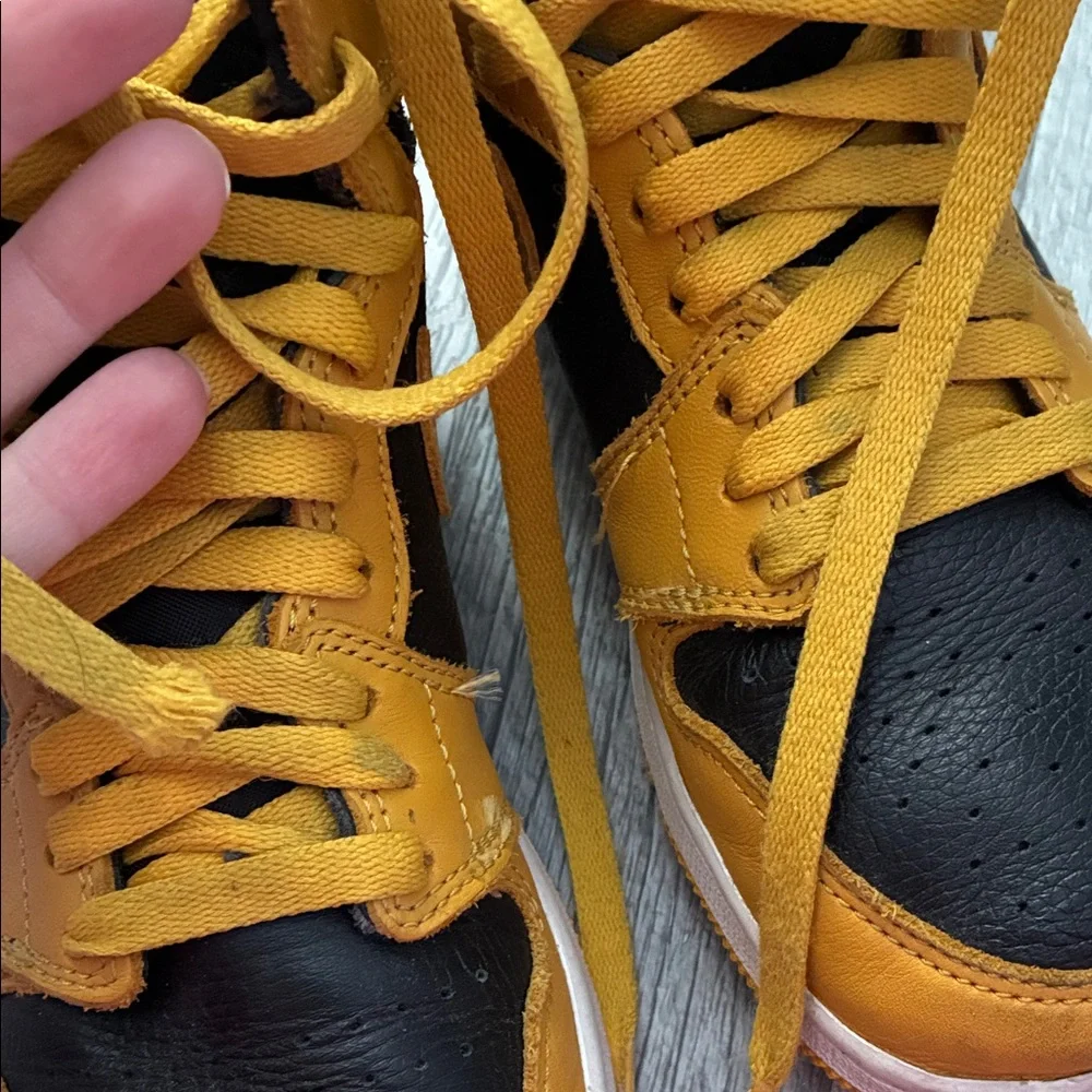 Nike Black and Yellow High-Top Sneakers - youth - Picture 7 of 10
